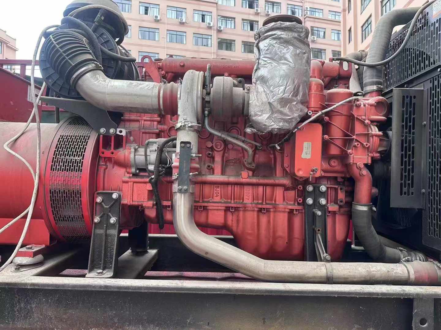 延长如何选择适合 600kW 柴油发电机组的过载保护器？